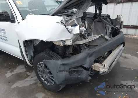 2013 Toyota Tacoma z USA, uszkodzony, nr VIN 5TFNX4CN3DX025231